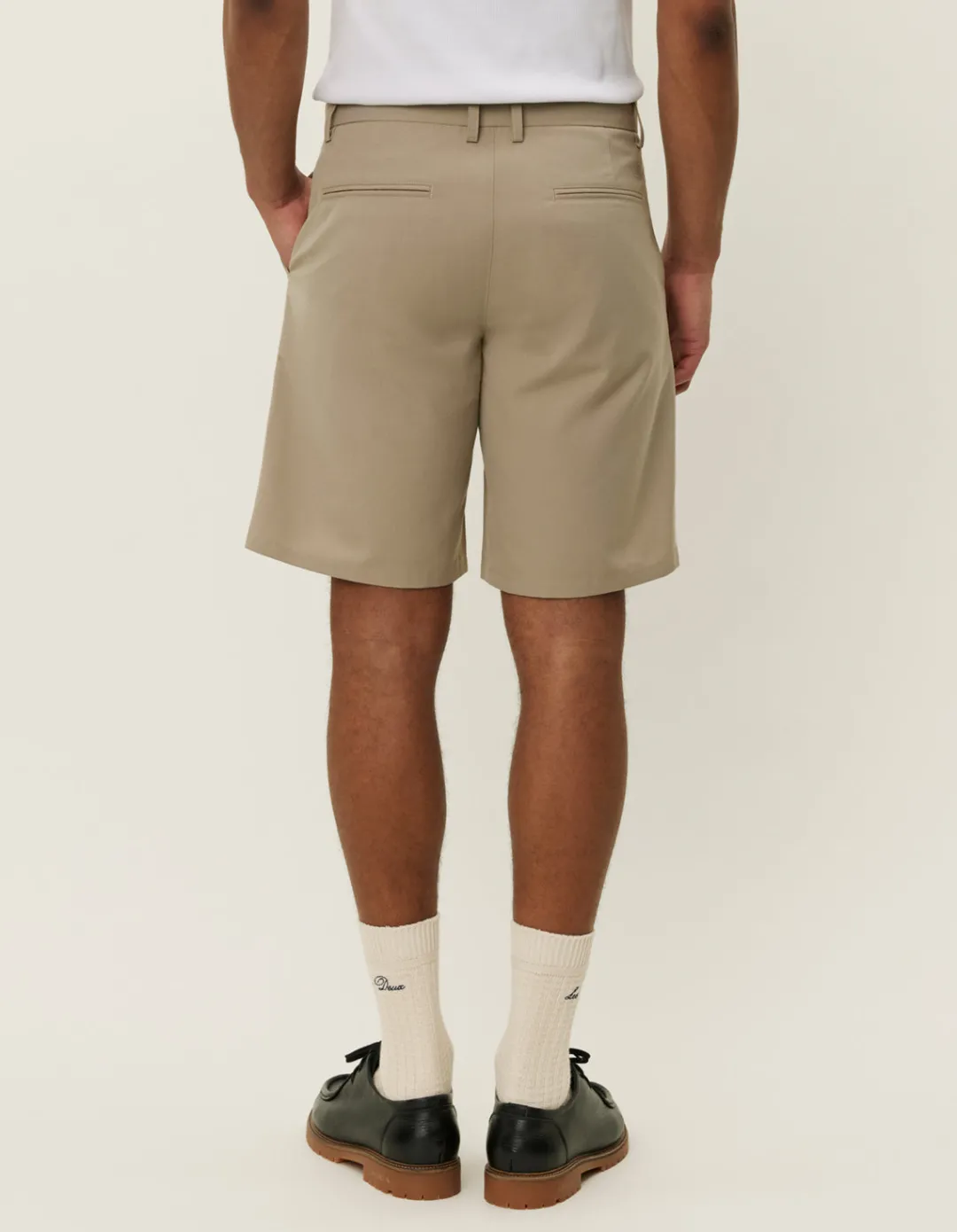 Les Deux Como Reg Solid Shorts | Shorts