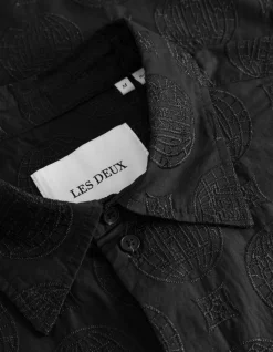 Les Deux Globe Loose SS Shirt | Shirts / Overshirts