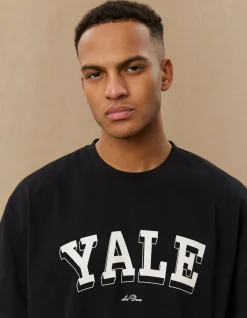 Les Deux Yale College T-Shirt | T-Shirts